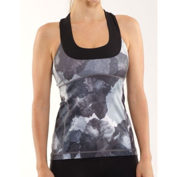 Lululemon Scoop Neck Tank Top - Picture 1 of 8